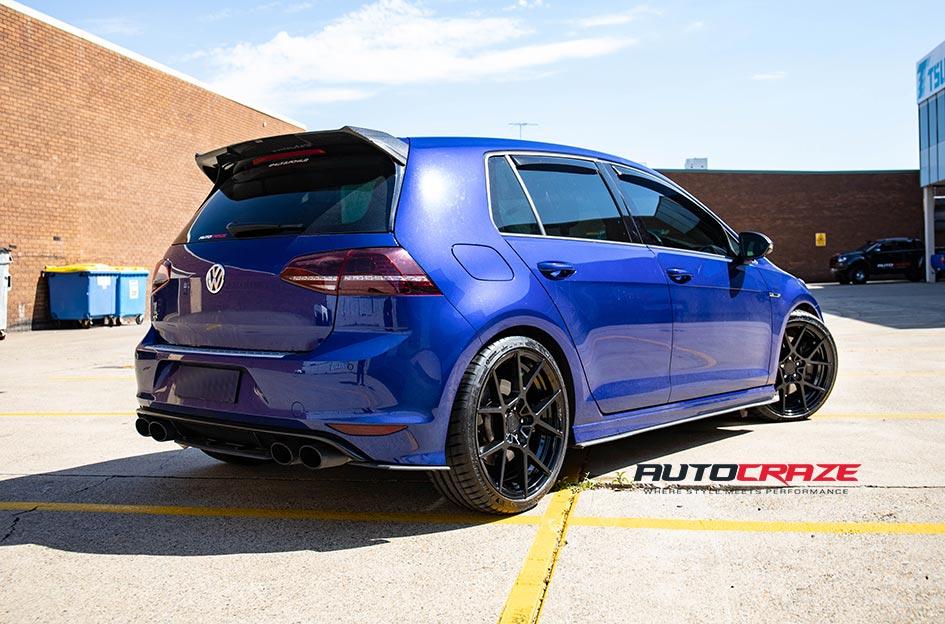 VOLKSWAGEN GOLF KPS MATTE BLACK